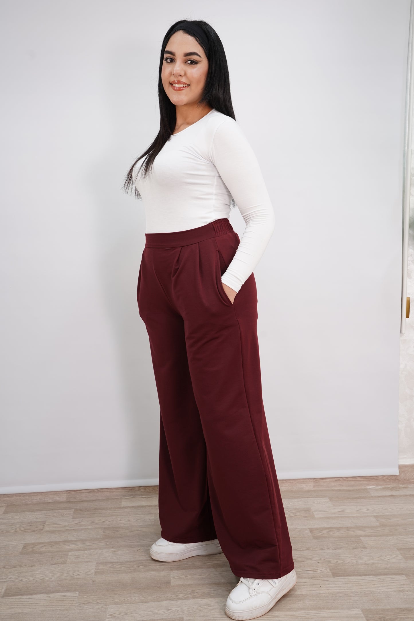 سروال أوفر توب مونطوني: الراحة لا تعني التنازل عن الأناقة!