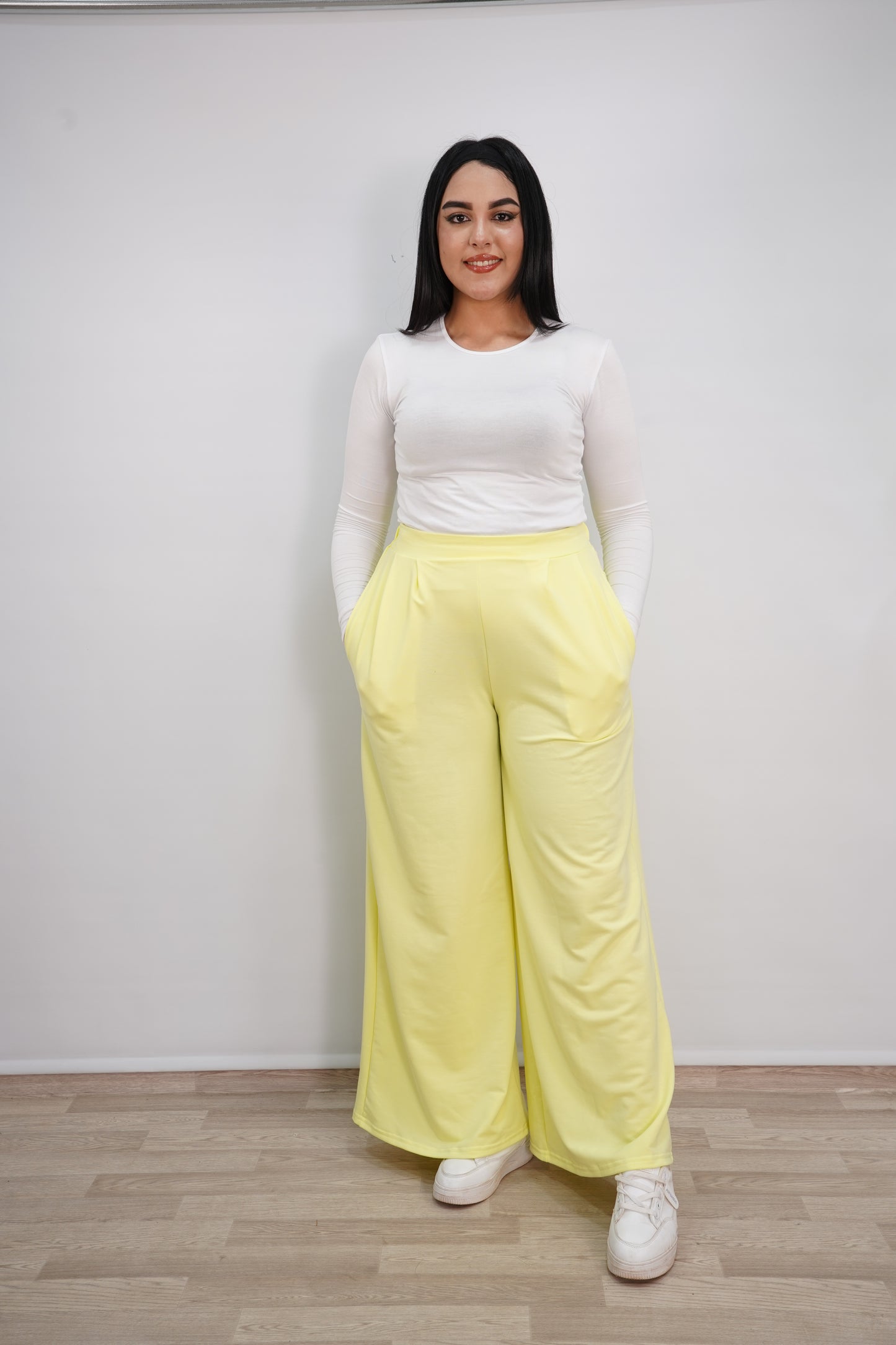 سروال أوفر توب مونطوني: الراحة لا تعني التنازل عن الأناقة!