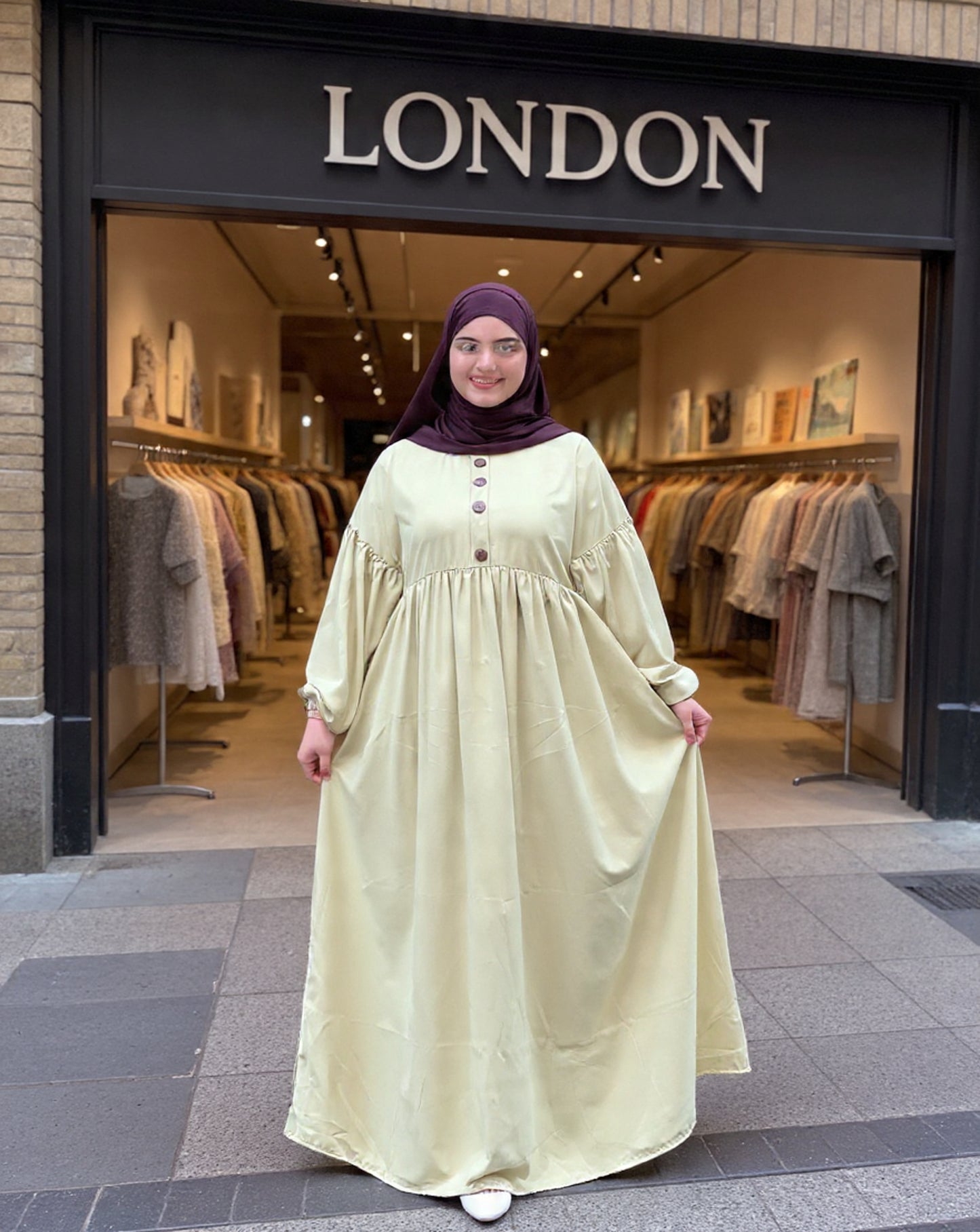 عباية صدفية: أناقة تلائم كل الإطلالة